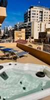 Gillieru Harbour Hotel