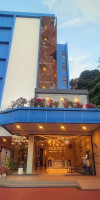 Golden Paradise Hotel