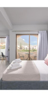 Golden Sunlight Hotel by Estia