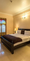 Golden Tulip Stone Town Boutique