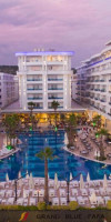 Grand Blue Fafa Resort & SPA