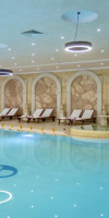 CRYSTAL BOUTIQUE BEACH RESORT