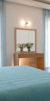 Grand TheoNi Hotel Suites & Spa