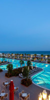 HOTEL CARPATHIA