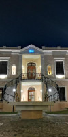 ROYAL MODERNA