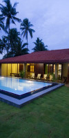 Hamilton Beach Villa