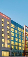 Hilton Garden Inn Dubai, Mall Avenue