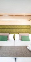 HL Miraflor Suites Hotel
