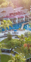 Holiday Ao Nang Beach Resort