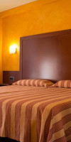 HOLIDAY INN EXPRESS JUMEIRAH