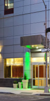 Holiday Inn Manhattan Financial District 4*