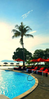 HOLIDAY VILLA BEACH RESORT & SPA LGK