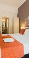 Hostal Live Barcelona