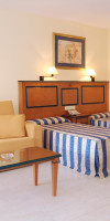 Hotel Apartamentos Pyr Fuengirola