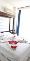 MOURA BOUTIQUE & SPA HOTEL