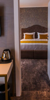 HOTEL AVENTUS