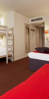 Hotel Campanile Val de France