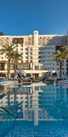 Hotel db San Antonio + Spa