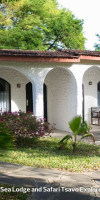 Diani Sea Lodge and Safari Tsavo Explorer RO