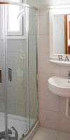 Studio Folies Apartments