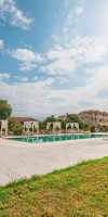 Ekati Mare Boutique Resort Suites 