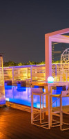 Hotel Media One