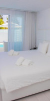 Hotel Napa Suites (Adults Only)