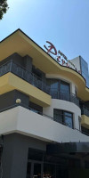 HOTEL PERUNIKA