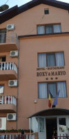 Hotel Roxy si Mario