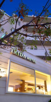 Irida Hotel