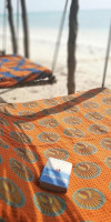 Jaribu Beach Hotel