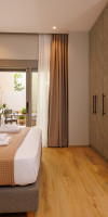 JOLLY SUITES