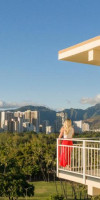 Kaimana Beach Hotel