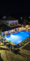 KAVOS PLAZA HOTEL