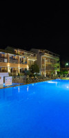Kavos Plaza Hotel