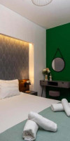 KENTIA LUXURY MODERN ARTISTIC CITY APARTMENT