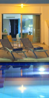 King Evelthon Beach Hotel & Resort