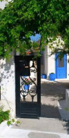 KOSTAS STUDIOS