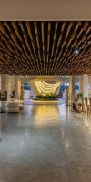 La Green Hotel & Residence