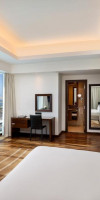 La Suite Dubai Hotel & Apartments