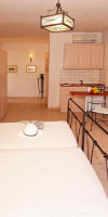 LAMBRINOS SUITES