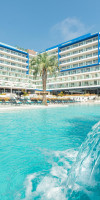 L'Azure Hotel