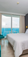 Le Bleu Hotel 