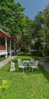 LEMON HOUSE