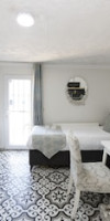 LEMON RESIDENCE