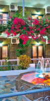 Lia Apartments