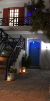 Light & Blue Marelia Apartments