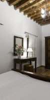 LINDOS BOUTIQUE ROOMS