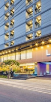 LIVOTEL HOTEL HUA MAK