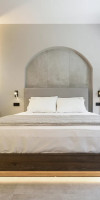 Loena Luxury Suites